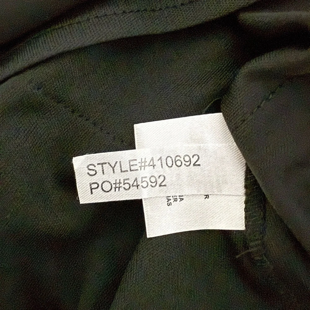 SLNY Black Tiered Chiffon Cocktail Dress Sequin Neckline 8P Petite - Picture 4 of 9